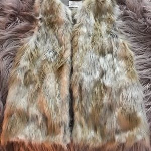 Fur vest brand new